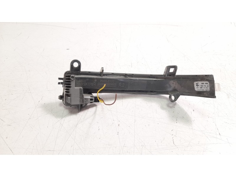 Recambio de piloto retrovisor derecho para bmw serie 3 lim. (f30) 318d referencia OEM IAM 63137280772  