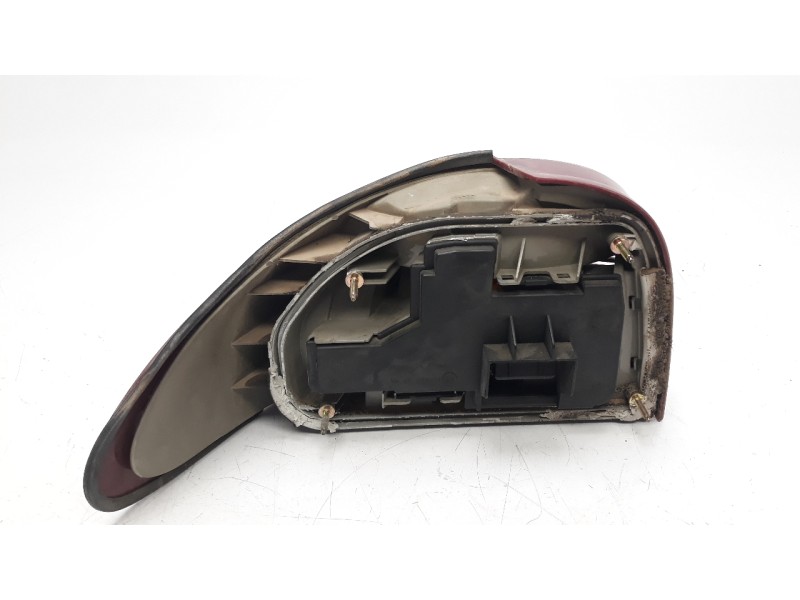 Recambio de piloto trasero derecho para ford mondeo berlina/familiar (fd) 1.8 turbodiesel referencia OEM IAM 93BG13A602  