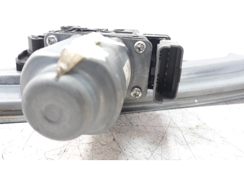 Recambio de elevalunas trasero derecho para citroen c4 lim. live edition referencia OEM IAM 9802523180  