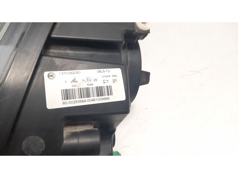 Recambio de faro derecho para fiat torino r58 referencia OEM IAM 46862282  