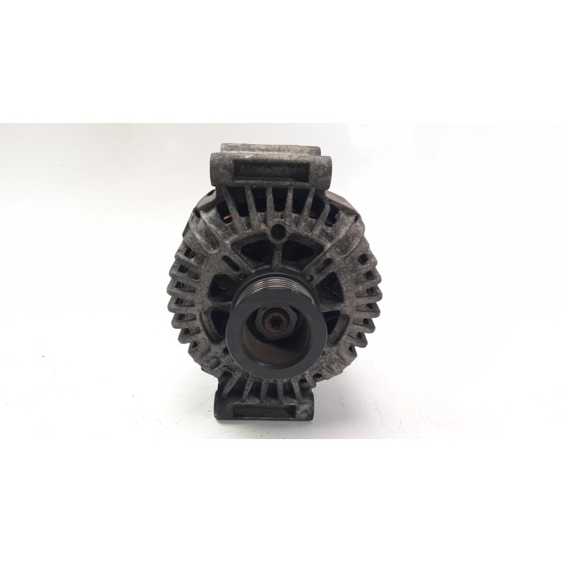 Recambio de alternador para mercedes-benz clase c (w204) coupe 2.1 cdi cat referencia OEM IAM A0009060401 ALF330451 A439738