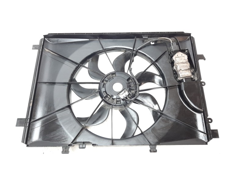 Recambio de electroventilador para mercedes-benz clase b (w246) 1.5 cdi cat referencia OEM IAM A2465000093  