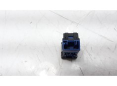 Recambio de interruptor para toyota yaris referencia OEM IAM M71047   2