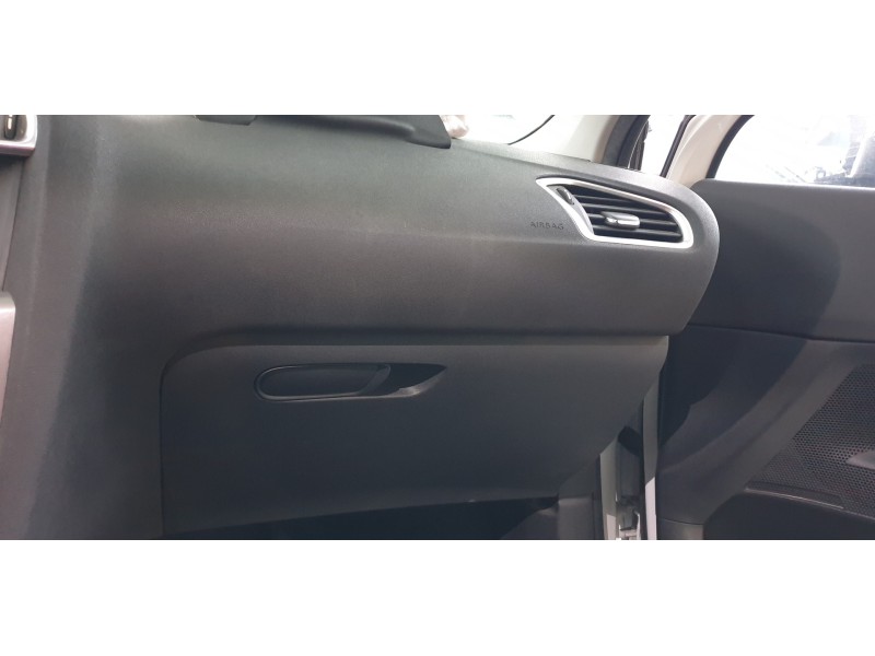Recambio de guantera para citroen c4 lim. live edition referencia OEM IAM 9671431377  