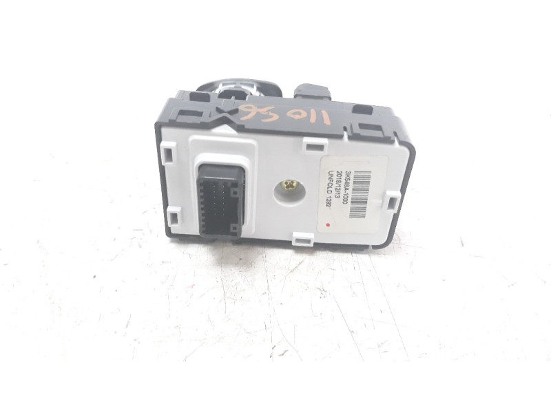 Recambio de mando retrovisor para hyundai kona 1.0 tgdi cat referencia OEM IAM 3K548A1000  