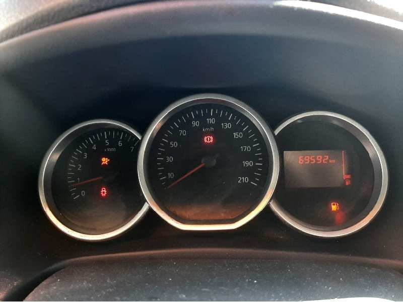 Recambio de cuadro instrumentos para dacia sandero stepway referencia OEM IAM 248109235R  