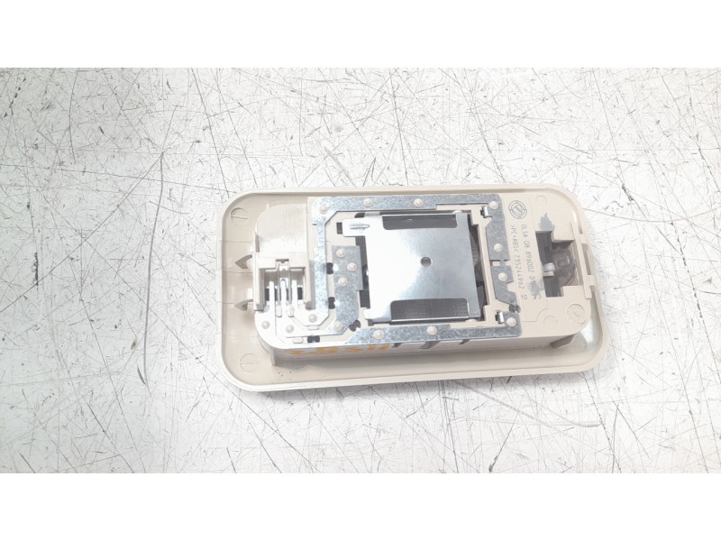 Recambio de luz interior para fiat 500 referencia OEM IAM 735413383  