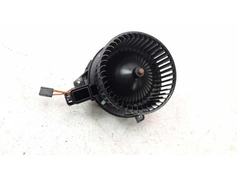 Recambio de ventilador calefaccion para skoda scala (nw) 1.0 tsi referencia OEM IAM 2Q1820021A  
