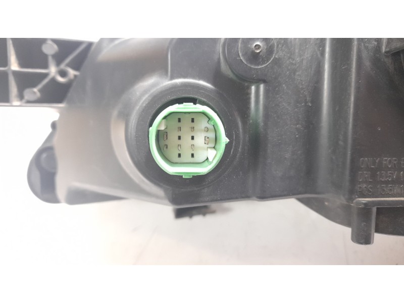 Recambio de faro derecho para fiat torino r58 referencia OEM IAM 46862282  