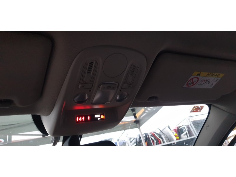 Recambio de luz interior para citroen c4 lim. live edition referencia OEM IAM 9671645977  