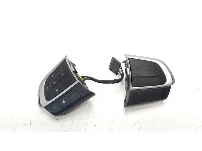 Recambio de mando volante para fiat tipo ii (357) berlina 1.3 16v m-jet cat referencia OEM IAM 735622759 735622757 