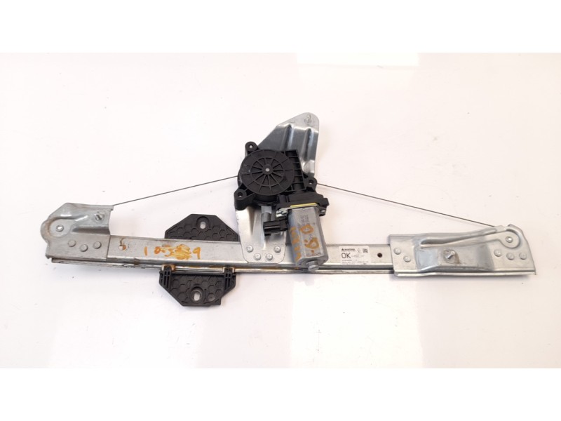 Recambio de elevalunas delantero derecho para dacia sandero stepway referencia OEM IAM 807209299R  
