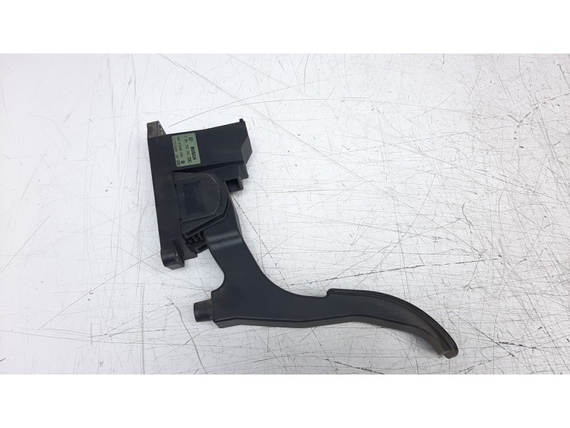 Recambio de potenciometro pedal para seat toledo (1m2) 1.9 tdi referencia OEM IAM 1J1721503K  