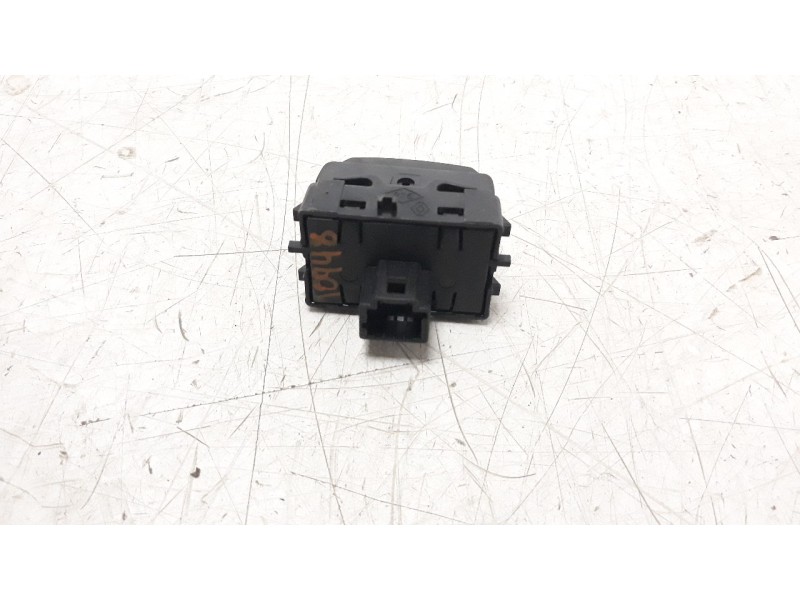 Recambio de interruptor para dacia sandero 1.5 dci diesel fap cat referencia OEM IAM 251849802R  