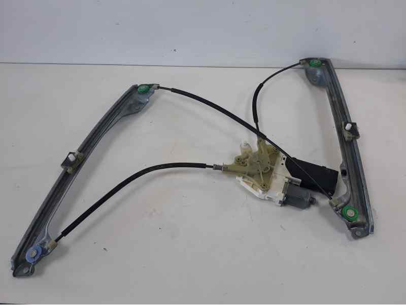 Recambio de elevalunas delantero izquierdo para renault laguna iii authentique referencia OEM IAM 807010002R 106198418 115667