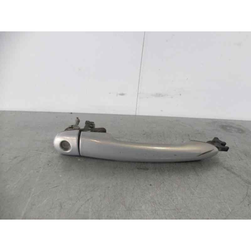 Recambio de maneta exterior delantera izquierda para renault megane ii classic berlina confort expression referencia OEM IAM 770