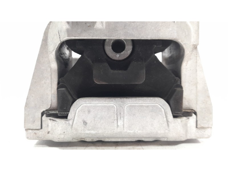 Recambio de soporte motor para volkswagen sharan (7n2) 2.0 tdi referencia OEM IAM 5N0199262F  