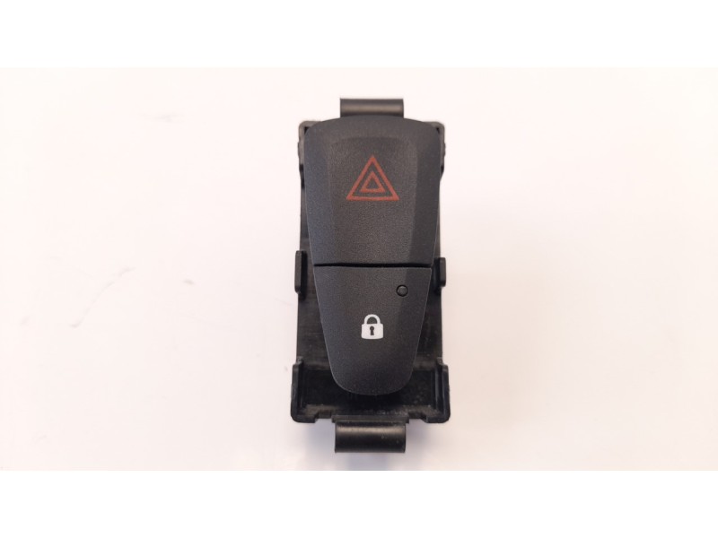 Recambio de warning para dacia sandero stepway referencia OEM IAM E3160101  