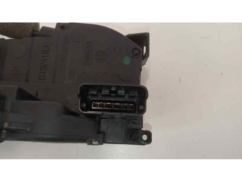 Recambio de cerradura puerta trasera izquierda para renault laguna iii authentique referencia OEM IAM 825010003R  