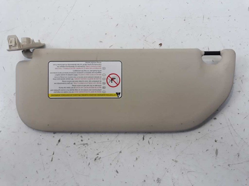 Recambio de parasol derecho para citroen c4 coupe by loeb referencia OEM IAM   