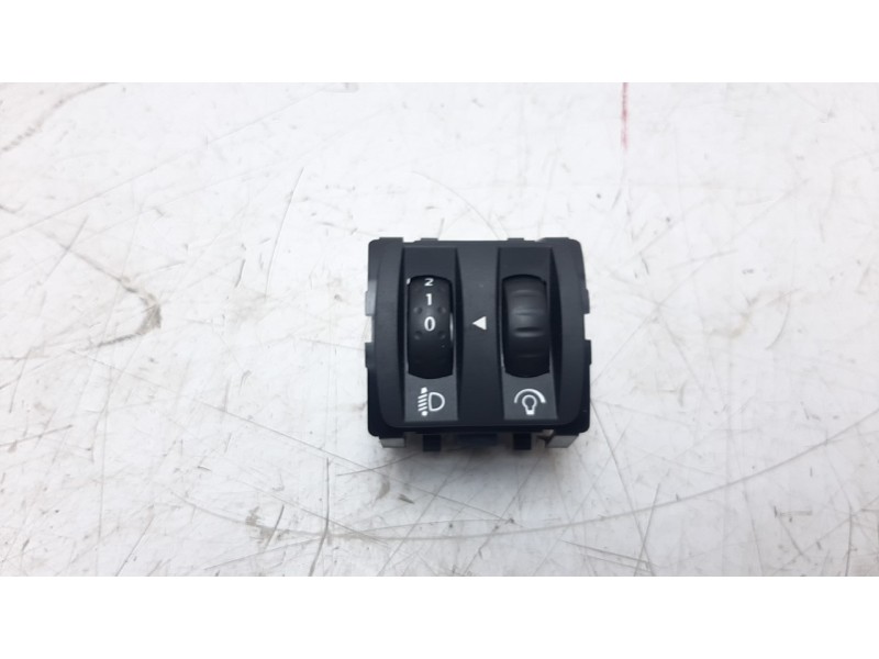 Recambio de interruptor para renault clio iv 0.9 referencia OEM IAM 251900567R  