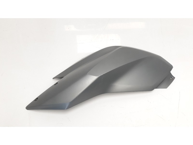 Recambio de moldura para bmw r 1200 rs referencia OEM IAM 46638545317  