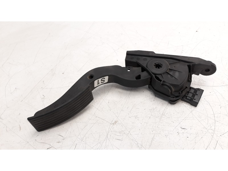 Recambio de potenciometro pedal para kia rio 1.2 cat referencia OEM IAM 327001W000  