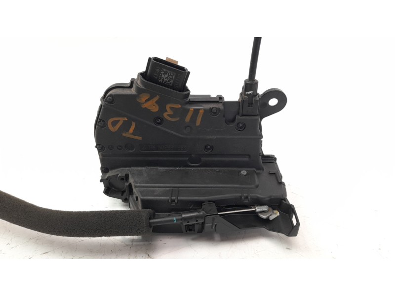 Recambio de cerradura puerta trasera derecha para renault clio iv 1.2 16v referencia OEM IAM 825002104R  