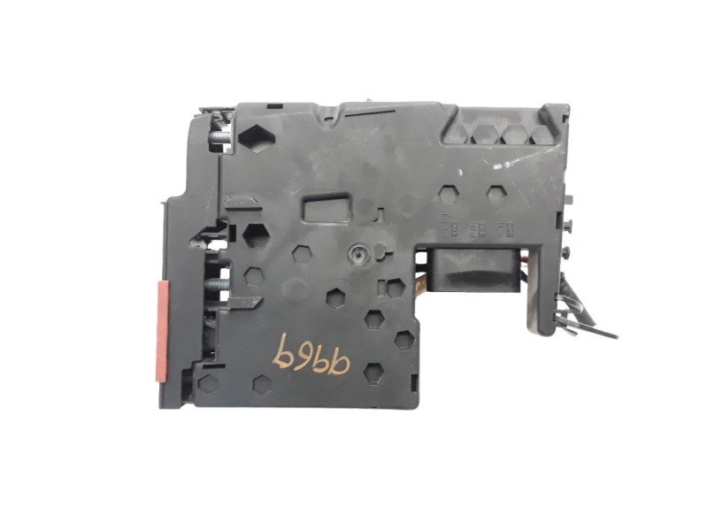 Recambio de caja reles / fusibles para mercedes-benz clase c (w204) lim. 2.1 cdi cat referencia OEM IAM A2075400640  