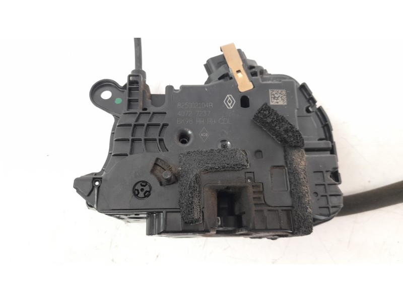 Recambio de cerradura puerta trasera derecha para renault clio iv 1.2 16v referencia OEM IAM 825002104R  