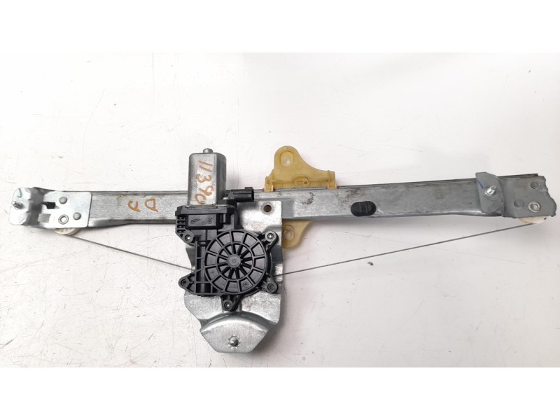 Recambio de elevalunas delantero derecho para renault clio iv 1.2 16v referencia OEM IAM 807205569R 106199615 