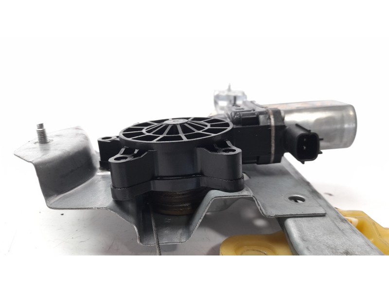 Recambio de elevalunas delantero derecho para renault clio iv 1.2 16v referencia OEM IAM 807205569R 106199615 