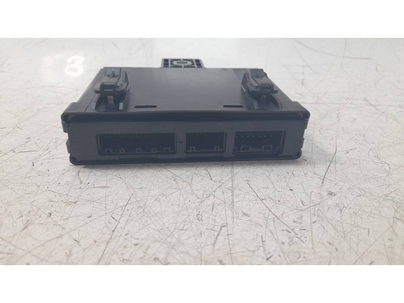 Recambio de modulo confort para mazda 3 sedán (bp) evolution referencia OEM IAM BCKA675M0F  