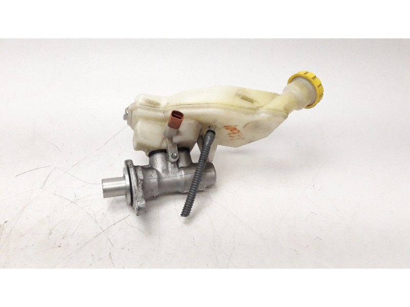 Recambio de bomba freno para peugeot 208 1.6 16v hdi fap referencia OEM IAM 4601R9  