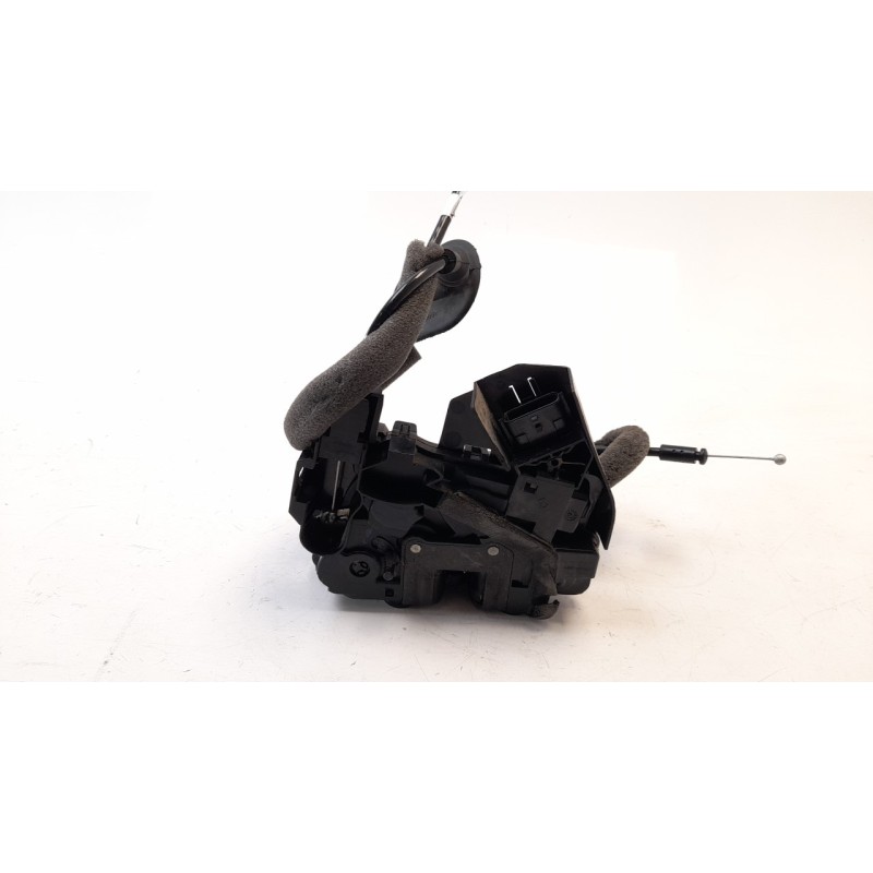 Recambio de cerradura puerta trasera derecha para renault megane iv berlina 5p 1.5 dci diesel fap energy referencia OEM IAM 8250