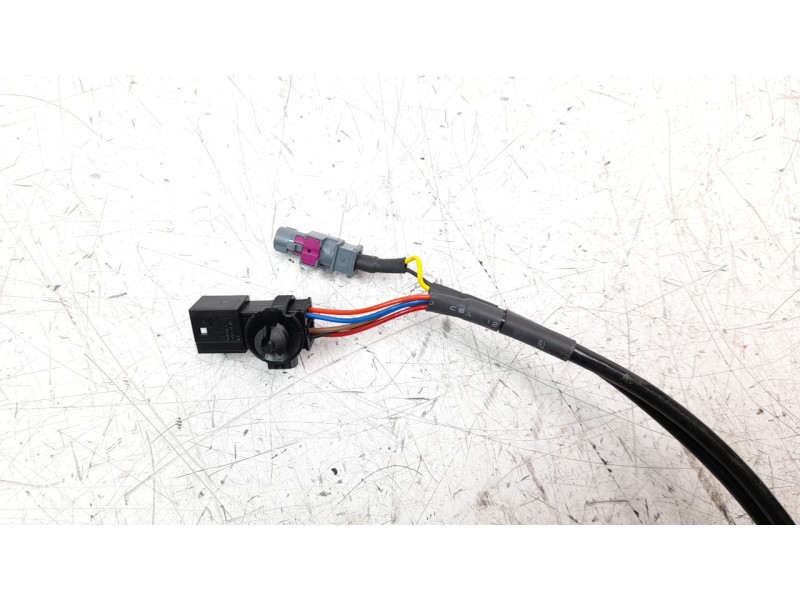 Recambio de maneta exterior maletero / porton para skoda kodiaq ambition referencia OEM IAM 566827566A  