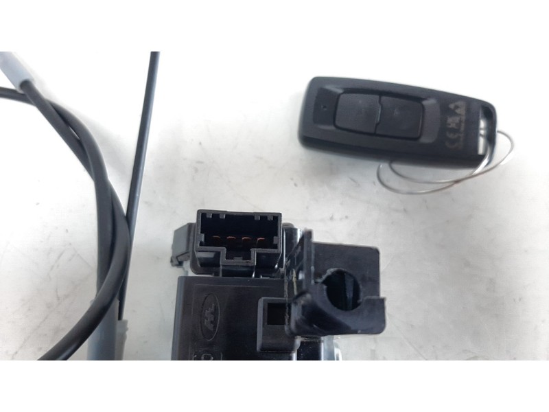 Recambio de conmutador de arranque para honda pcx 125 referencia OEM IAM 35100K1ZJ11  