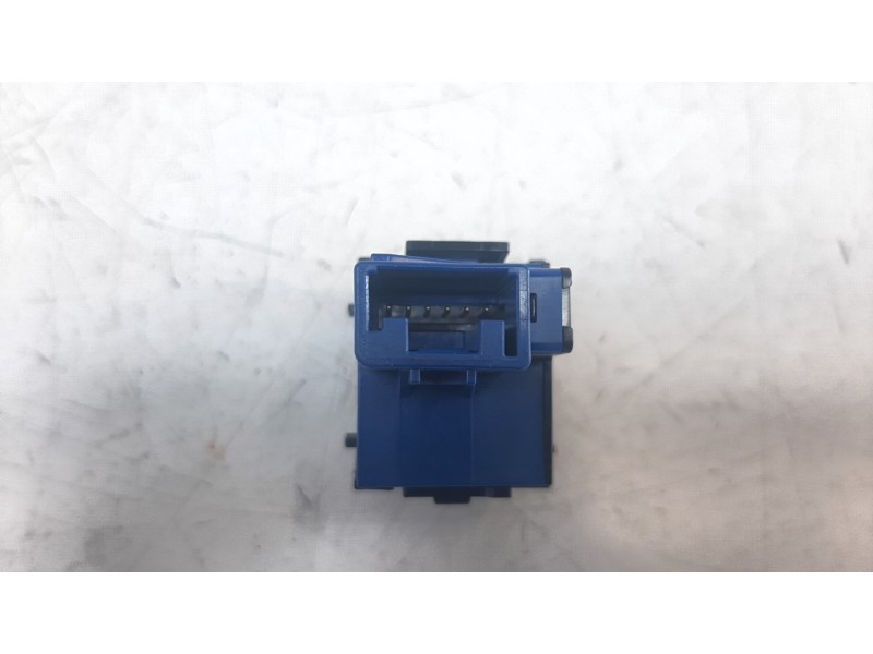 Recambio de interruptor para toyota corolla (e21) referencia OEM IAM 8415202160  