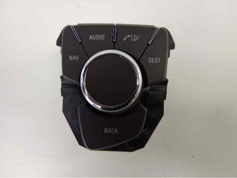 Recambio de mando multifuncion para opel insignia berlina cosmo referencia OEM IAM 13310071  