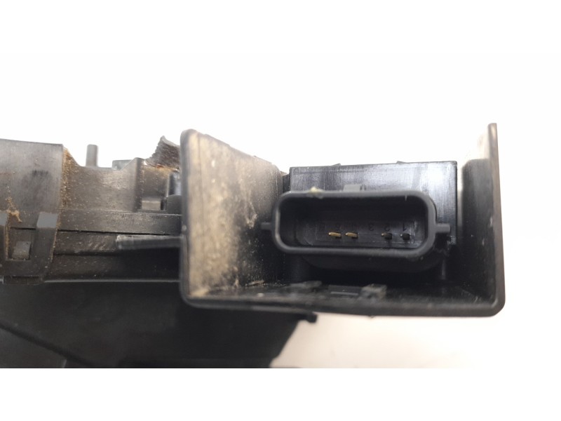 Recambio de cerradura puerta trasera izquierda para renault megane iv berlina 5p 1.5 dci diesel fap energy referencia OEM IAM 82