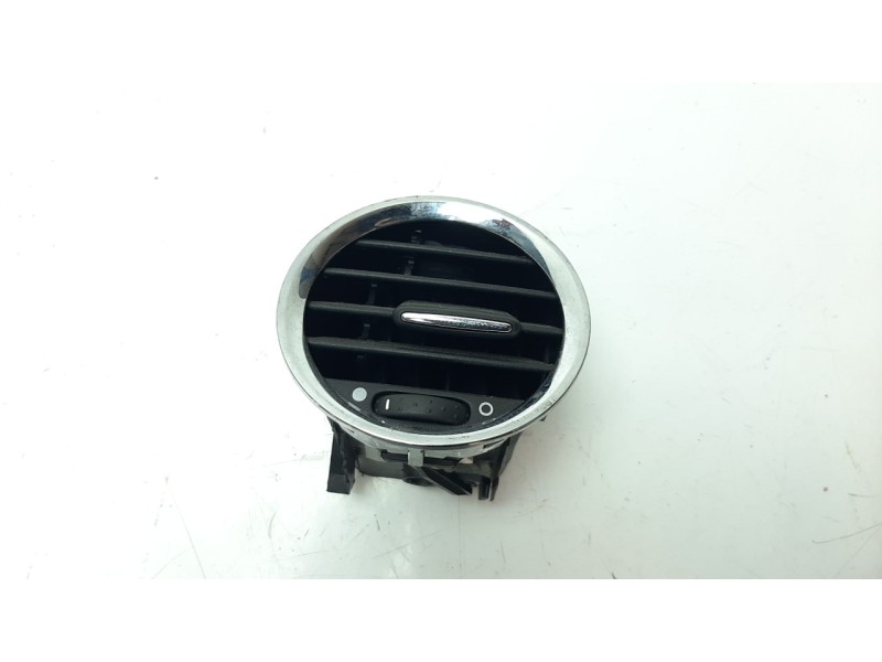 Recambio de rejilla aireadora para fiat nuova 500 (150) abarth referencia OEM IAM 226614  