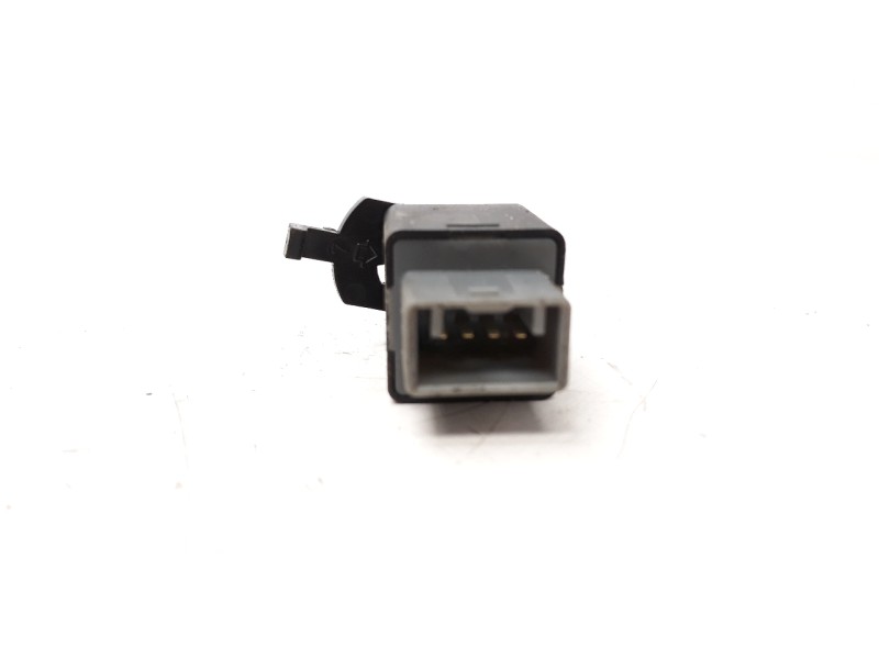 Recambio de interruptor para kia rio 1.2 cat referencia OEM IAM 938133S800  