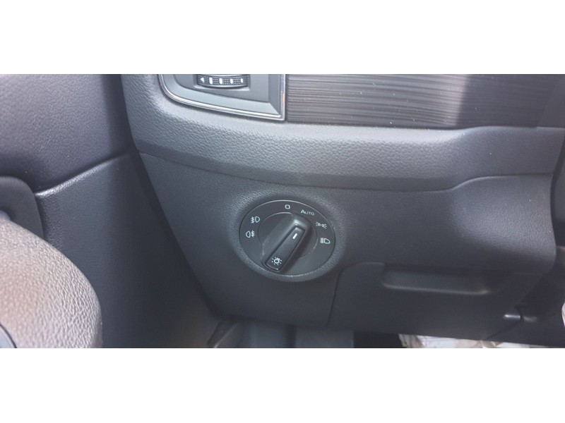 Recambio de mando luces para skoda kodiaq ambition referencia OEM IAM 565941431C  