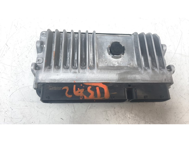 Recambio de centralita motor uce para toyota corolla (e21) referencia OEM IAM 896610ZW90  