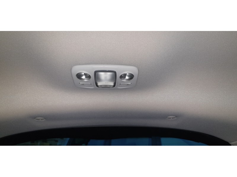 Recambio de luz interior para citroen c4 lim. live edition referencia OEM IAM 96721407  