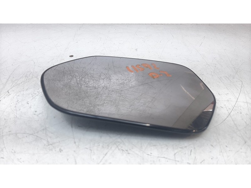 Recambio de cristal retrovisor izquierdo para toyota corolla (e21) referencia OEM IAM 9302303  