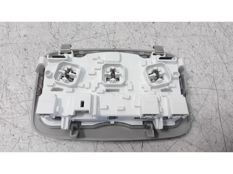Recambio de luz interior para citroen c4 lim. live edition referencia OEM IAM 96721407  