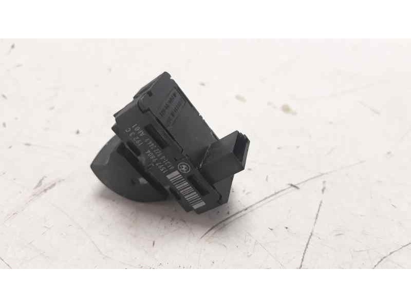 Recambio de mando elevalunas trasero derecho para bmw serie 5 berlina (e60) 530d referencia OEM IAM 613169222449  