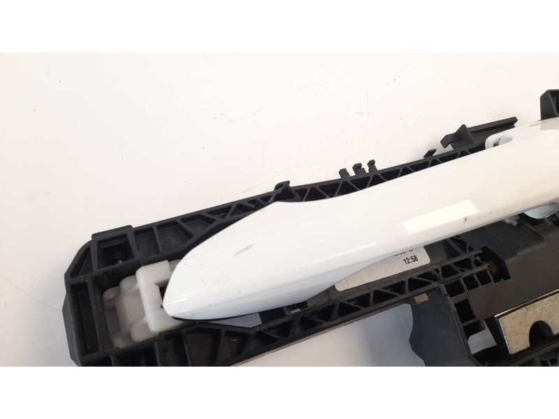Recambio de maneta exterior delantera izquierda para mercedes-benz clase c (w204) lim. 2.1 cdi cat referencia OEM IAM A204760153