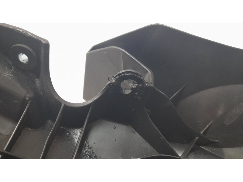 Recambio de guardabarros para honda pcx 125 referencia OEM IAM 61000K1ZJ10ZE  